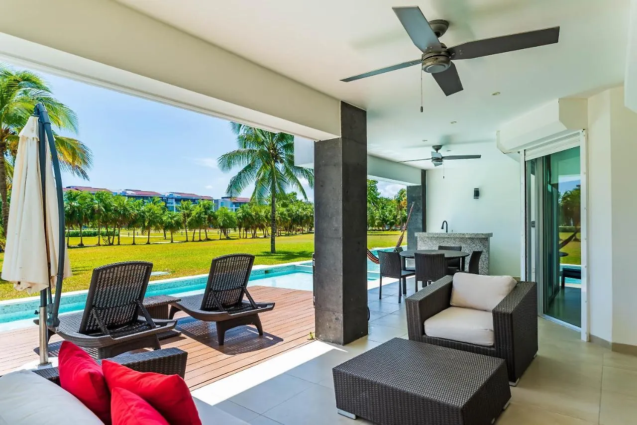 Casa 401N Los Secretos Apts Playa del Carmen Mexico