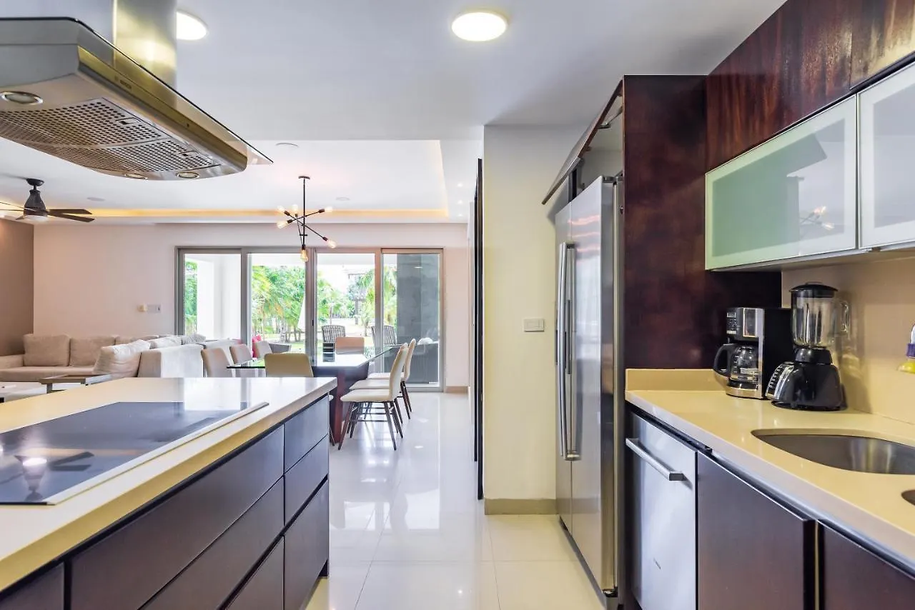 Casa 401N Los Secretos Apts Playa del Carmen Apartment