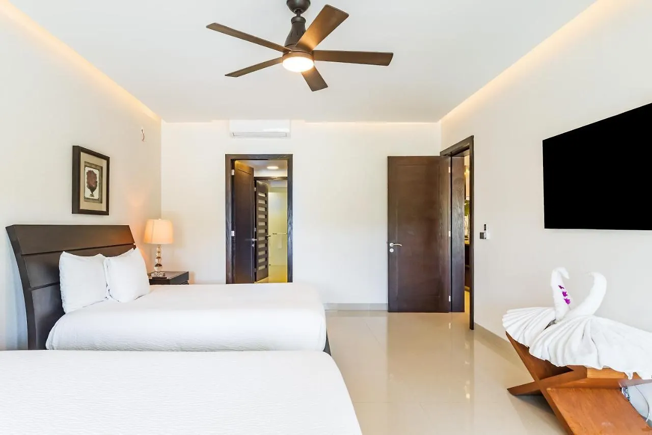 Casa 401N Los Secretos Apts Playa del Carmen Mexico