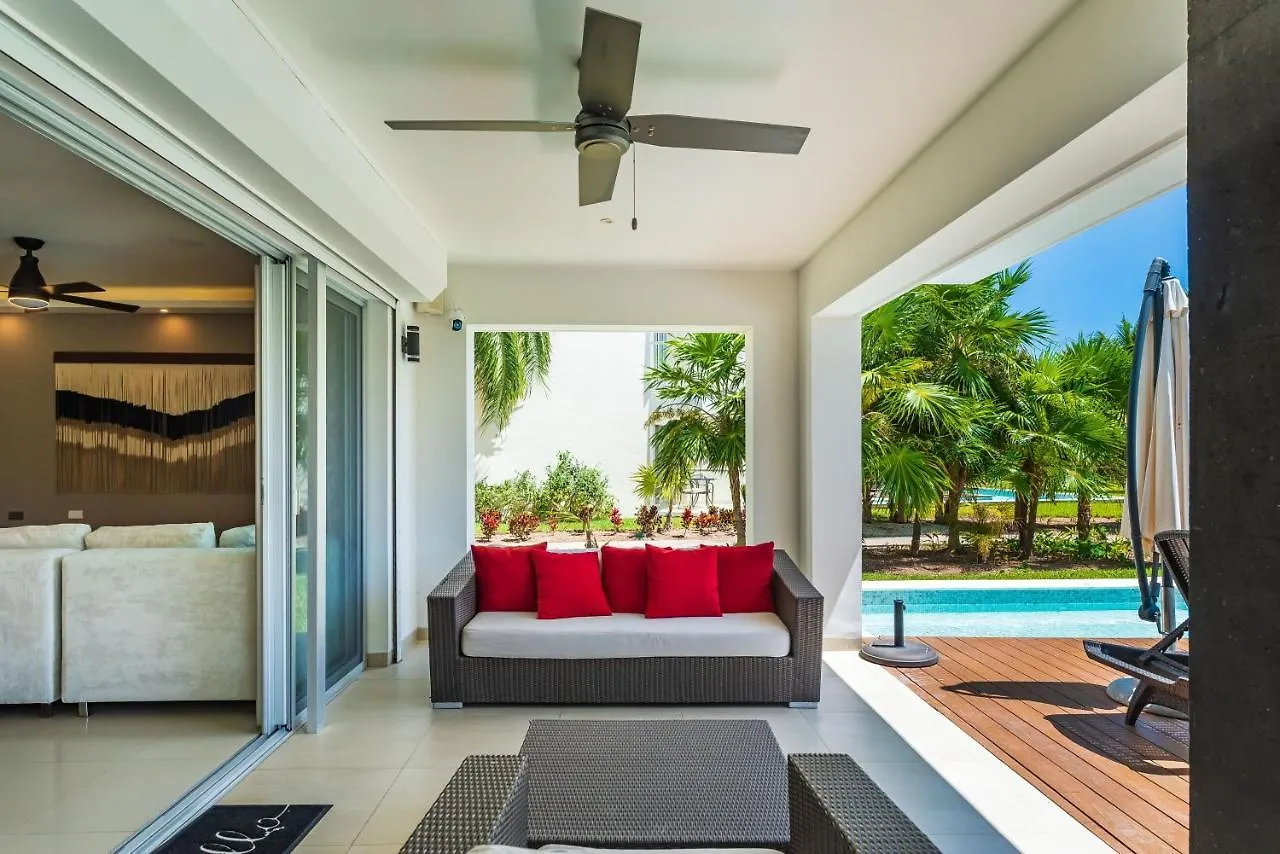 Casa 401N Los Secretos Apts Playa del Carmen
