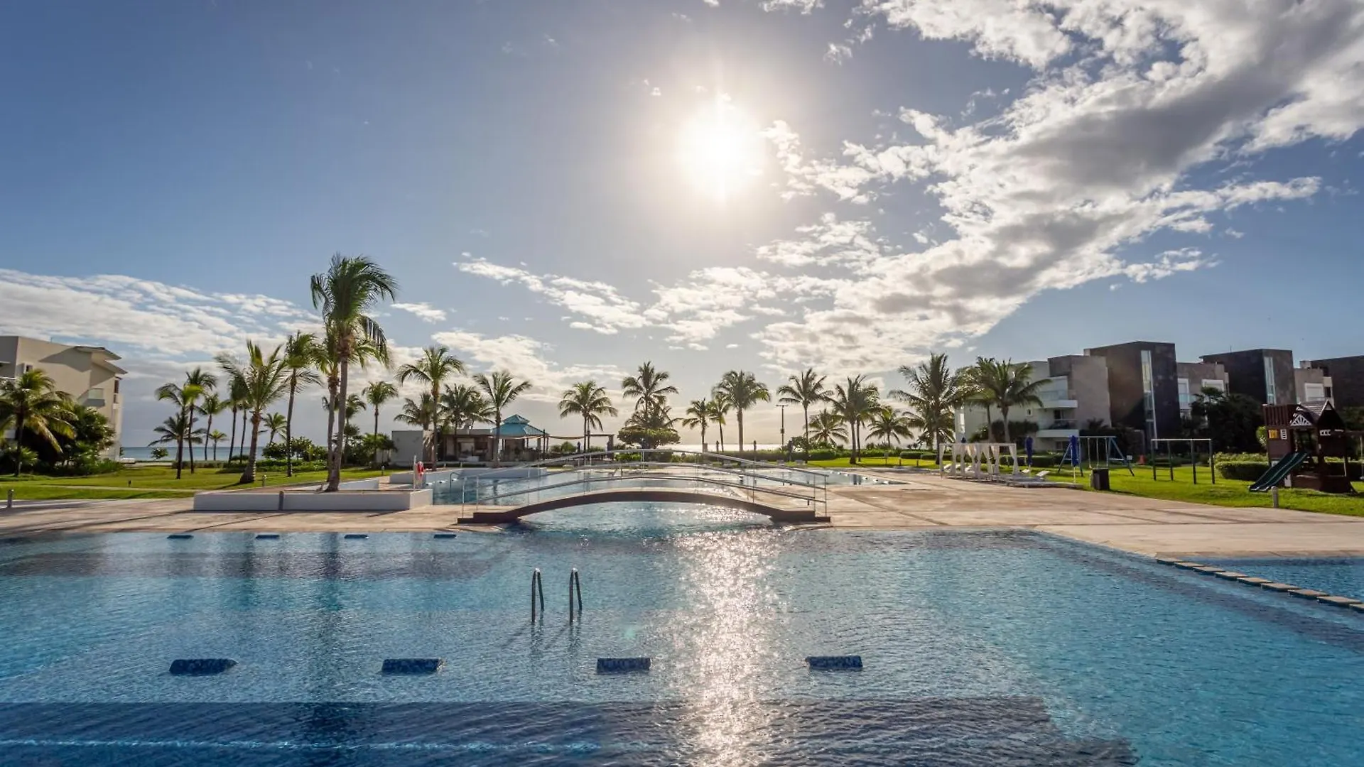 Casa 401N Los Secretos Apts Playa del Carmen