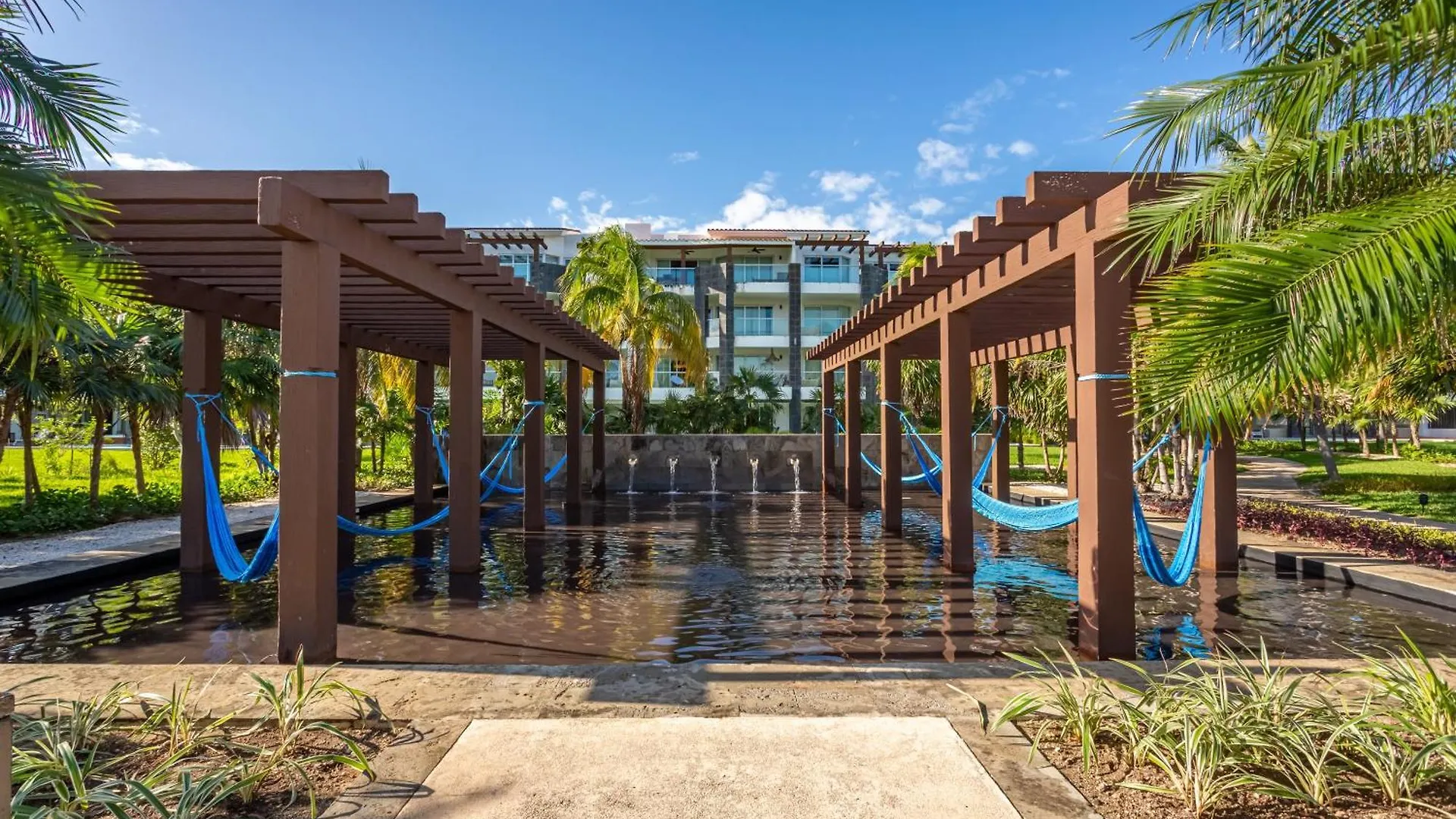 Casa 401N Los Secretos Apts Playa del Carmen