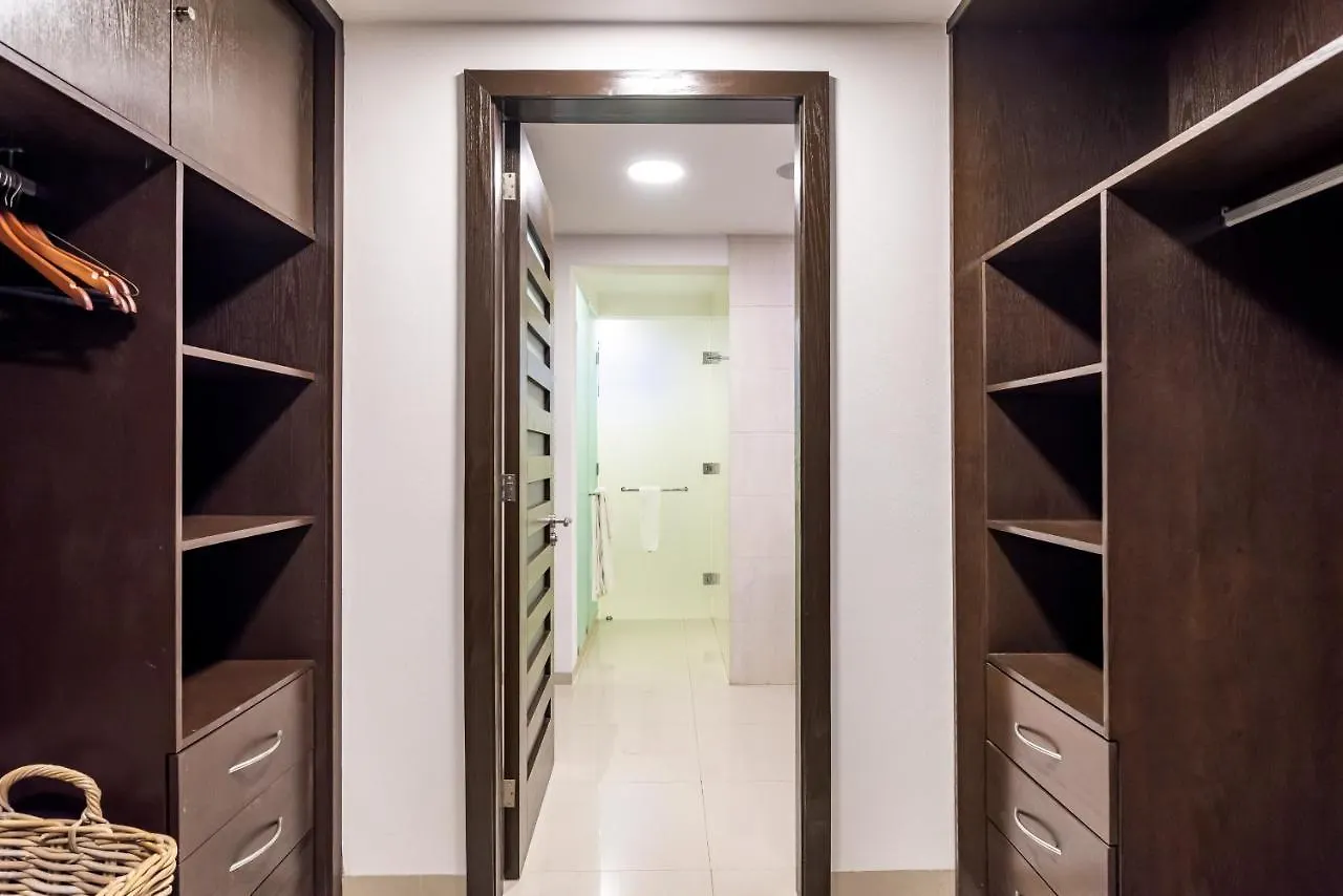 Casa 401N Los Secretos Apts Playa del Carmen Apartmán