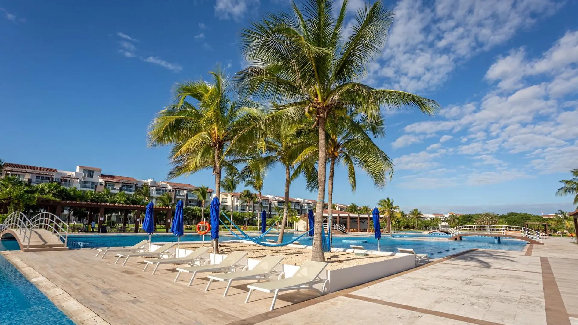 Casa 401N Los Secretos Apts Playa del Carmen