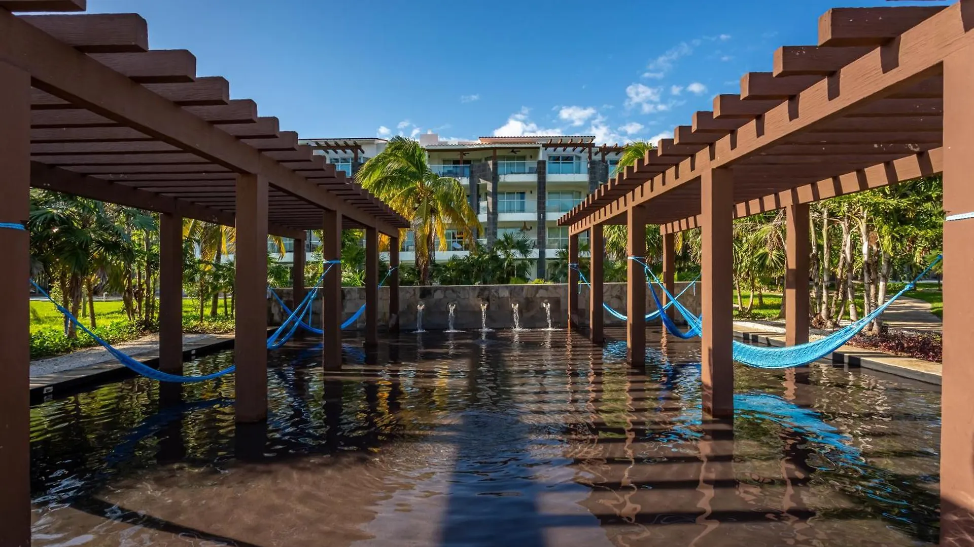 Casa 401N Los Secretos Apts Playa del Carmen Apartmán